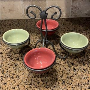 Longaberger wrought iron small bowl stand/bowls